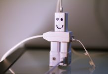 Можно ли заряжать все смартфоны одной зарядкой